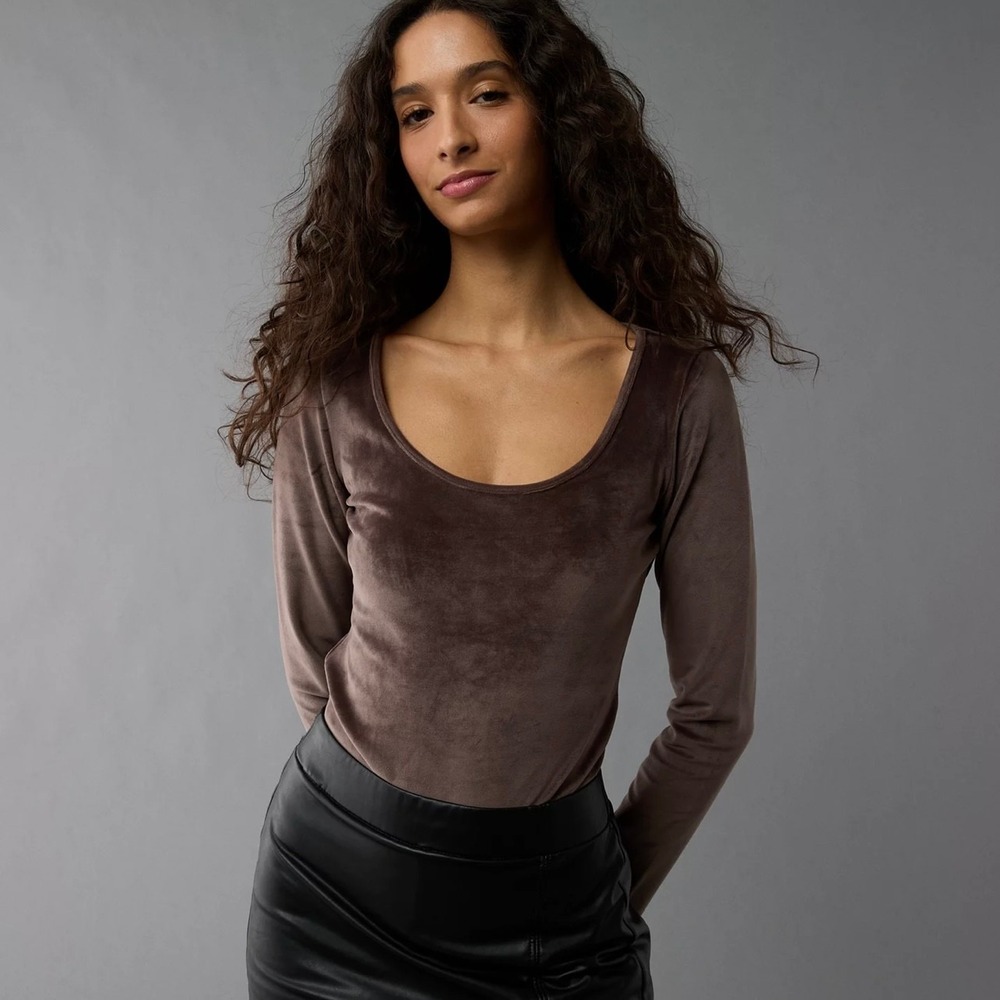 American Eagle Velvet Bodysuit Top Size Large Scoop Neck Long Sleeve Brown